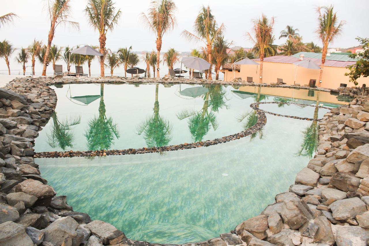 Eagles Beach Resort Phan Thiet Exterior photo